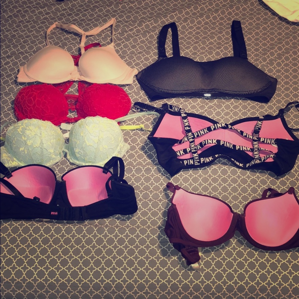HOLIDAY BUNDLE!!! PINK! VSX !!! 7 bras🎄🎁🎄